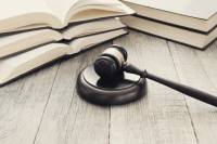Prawo rodzinne Jelenia Góra - Czym się kierować podczas wyboru adwokata?