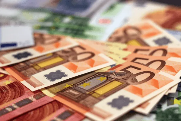 Dzisiejszy kurs euro wynosi 4.7109 zł – jak zmieniał się w ostatnim czasie?