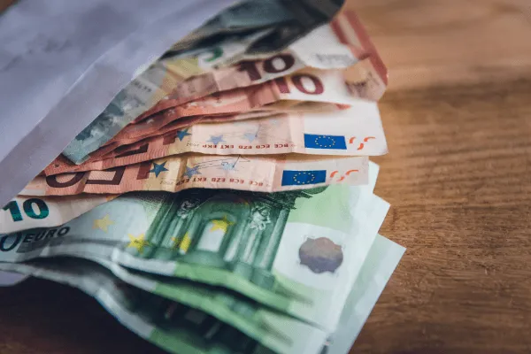 Kredyt hipoteczny w euro – kiedy się opłaca?